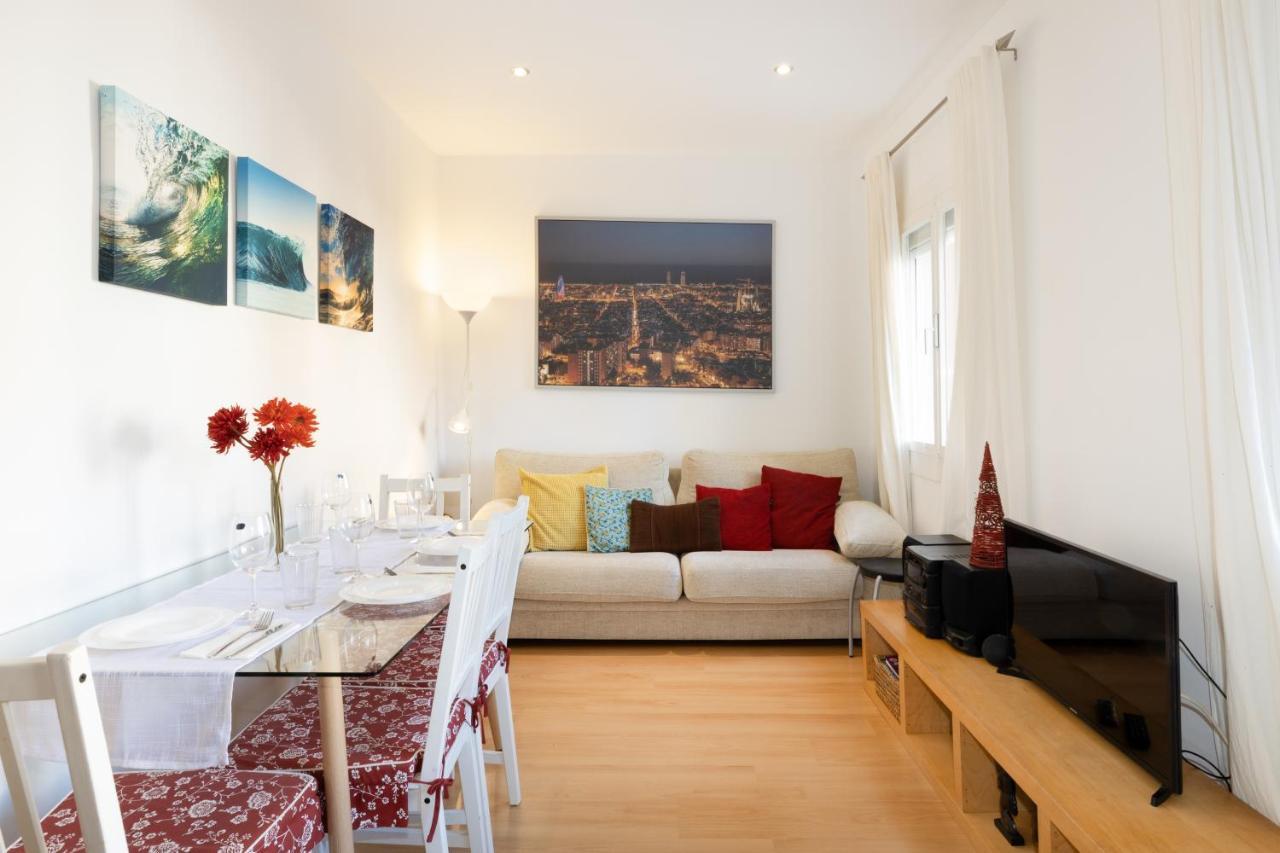 Cute Apartment In Sants Station With Hbo & Alexa & Ac Barcelona Bagian luar foto