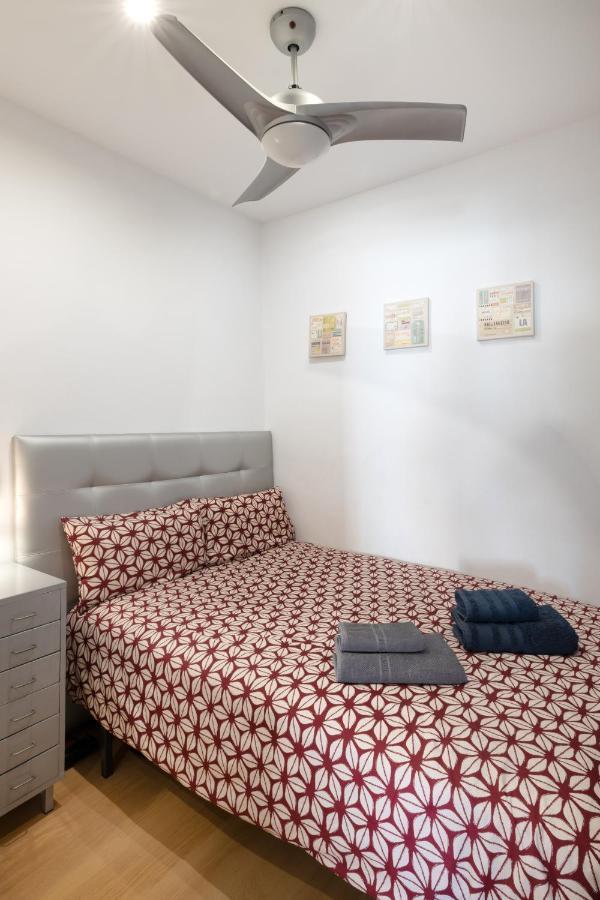 Cute Apartment In Sants Station With Hbo & Alexa & Ac Barcelona Bagian luar foto