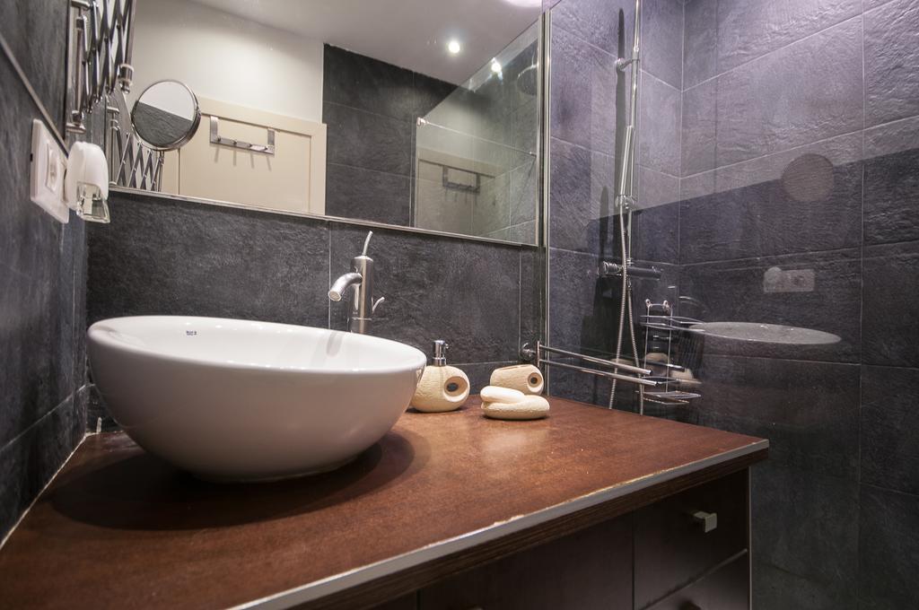 Cute Apartment In Sants Station With Hbo & Alexa & Ac Barcelona Ruang foto